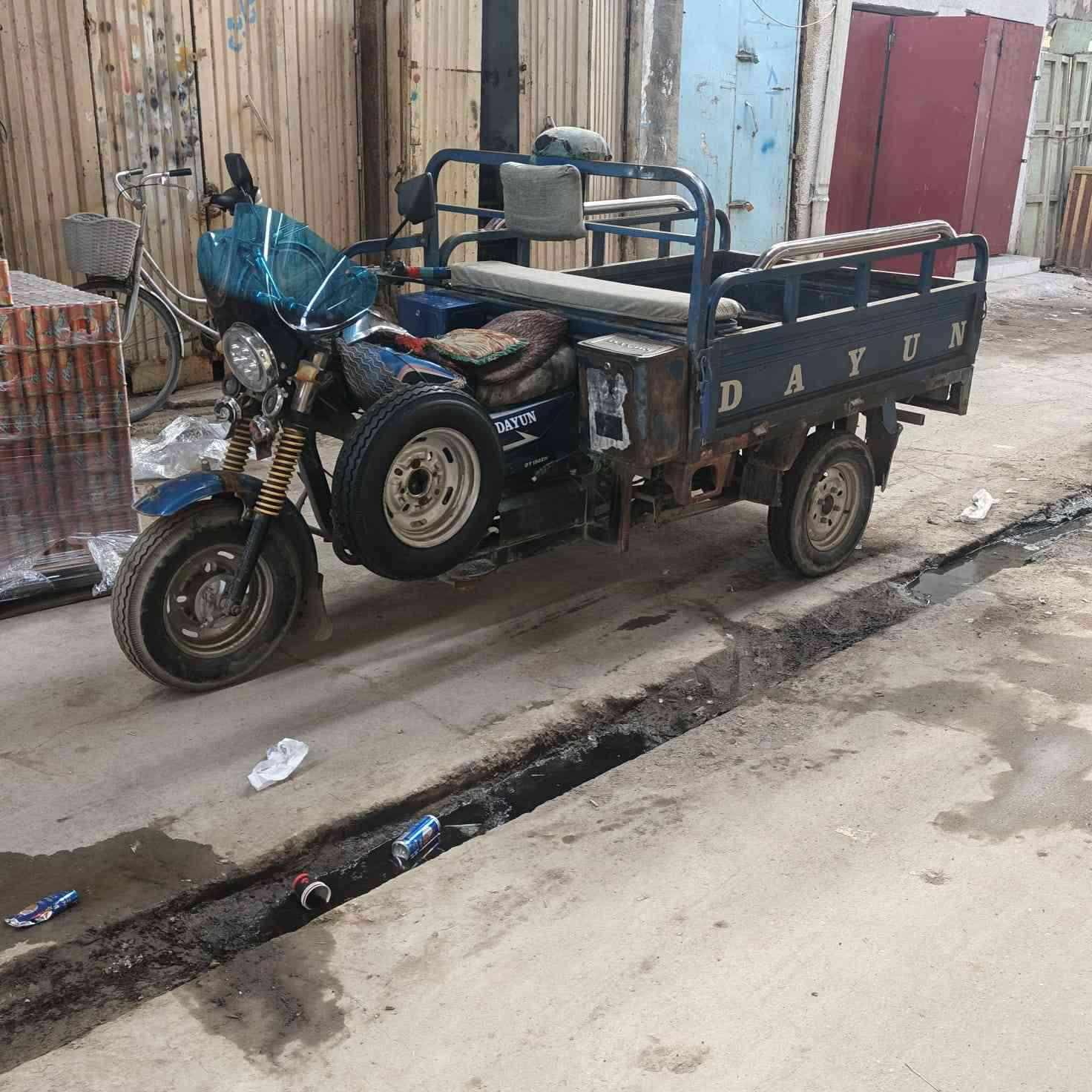 السلام عليكم ورحمة الله وبركاته من رخصة الادمن المحترم.. ستوته دايوان موديل 21مكينه خير من الله ما مفتوحه عوزها تلحيضات بعد الجناي يرتب السعر الاستفسار عل الرقم***********
