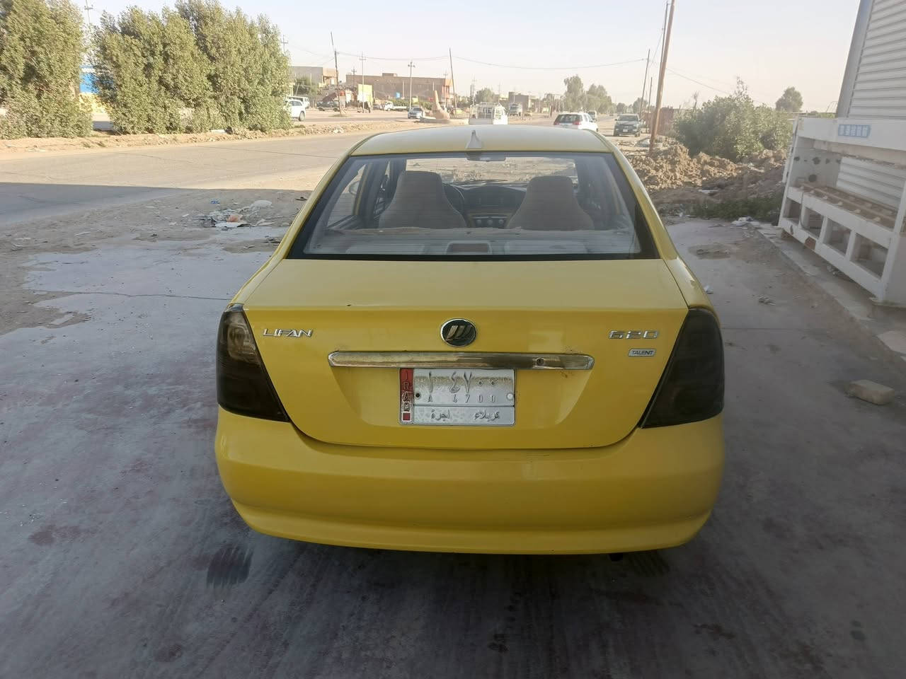 السلام عليكم سياره نيفان للبيع موديل 2012 كفاله عامه سياره جديده جير ومكينه وحداد تدفئه تبريد شغالات السياره نظيفه مال شغل السعر 38 وبيها مجال مكان بابل القاسم***********
