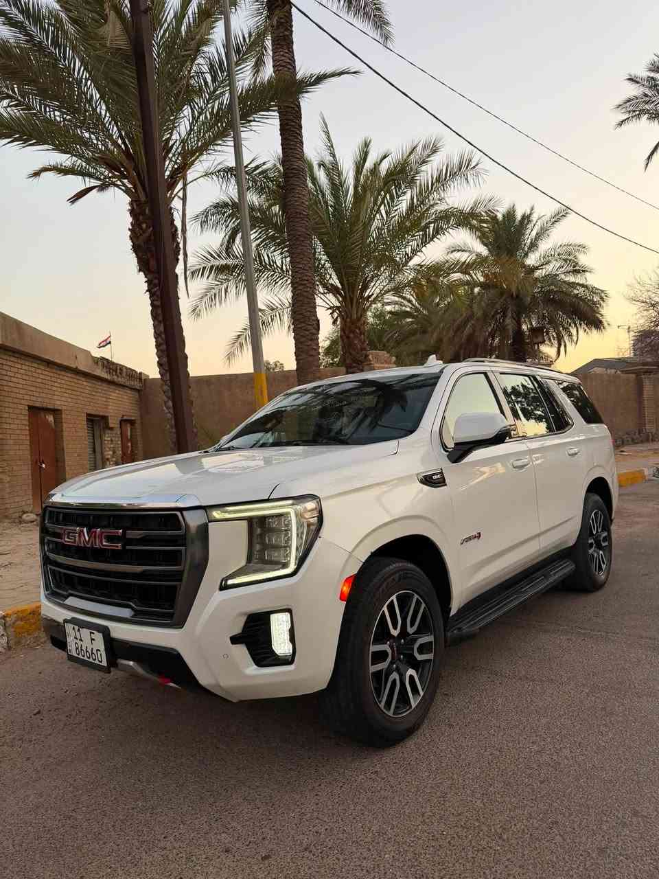 السلام عليكم اخوان للبيع
السعر 350 وبي مجال وماكو هيج سعر بكل سوك 

الفئه المميزه جي ام سي at4 موديل 2022 

السياره وارد امريكي بيهه ٣ قطع صبغ بدون داخل بدون ايرباك 

ماشيه ١٠٠ الف 

مواصفاتها غنيه عن تعريف 

بانوراما / نقط عمياء / تحديد مسار / فور ويل / جنطه شفط كهرباء / كشنات تدفئه تبريد / كشنات فول كهرباء/ رادار امامي / دخول ذكي ترحيب / دبلات جوب كهرباء / حساس امامي خلفي / وبعد بيهه مواصفات متخلص 

اخوان السياره مكانها بغداد ورقم بغداد باسمي 

***********
