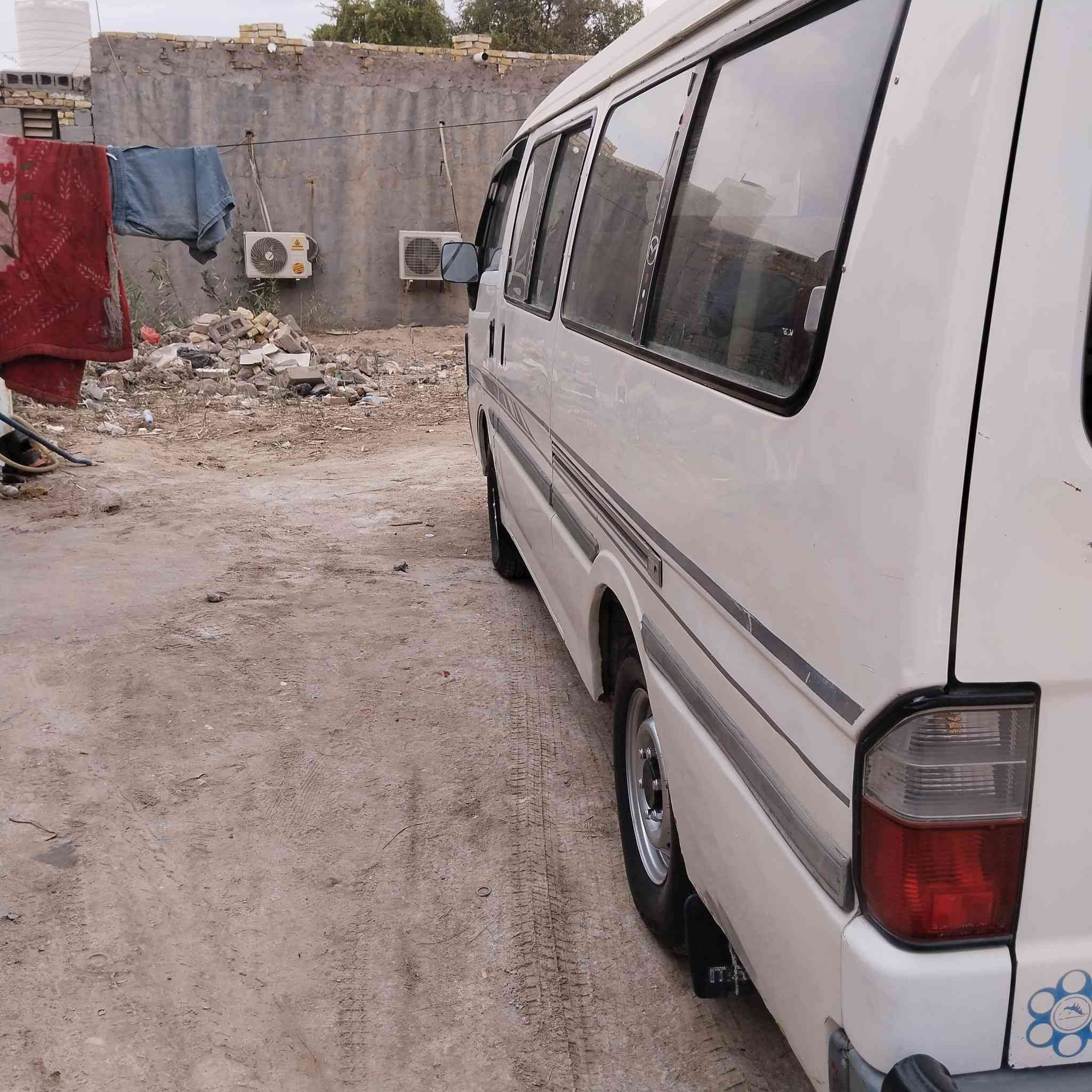 مازدا ٢٠٠٧جاهزه بفظل الله من كلشي مراوس ترهم معه الفرق رقم دولي بسمي ***********
