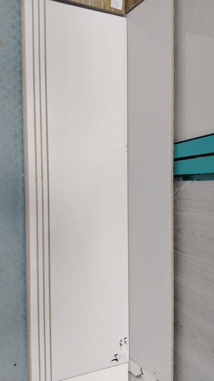 #كميه_محدوده_وبسعر_مناسب
بايات درج بورسلين قياس 35×120 
#يوجد توصيل لكافة محافظات العراق
#التوصيل_مجانا ل٨محافظات عراقيه
نقل +تحميل + تنزيل امام المنزل 
(كربلاء – بابل – النجف – بغداد – الديوانية – الكوت – السماوة – ديالى)

#للحجز التواصل واتساب  0783 624 9927
