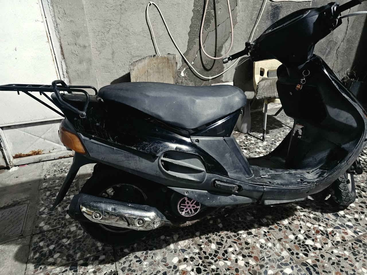 دراجة سازوكي 140 مكفولة
محرك ما مفتوح 
كهربائيات كلة شغال
نشطة الكلجات مالتها بلاديات فول شلعة ومعدل الله شاهد
كفرات ختم واحد بلادي 
الدراجة نضيف نكرة سلف كامله مكملة  

اوراقها موجودة منفيس كامل 
سعرهة 350 وبيهة مجال 
مكاني [ بغداد الزعفرانية ]
رقمي [   ***********   ]
