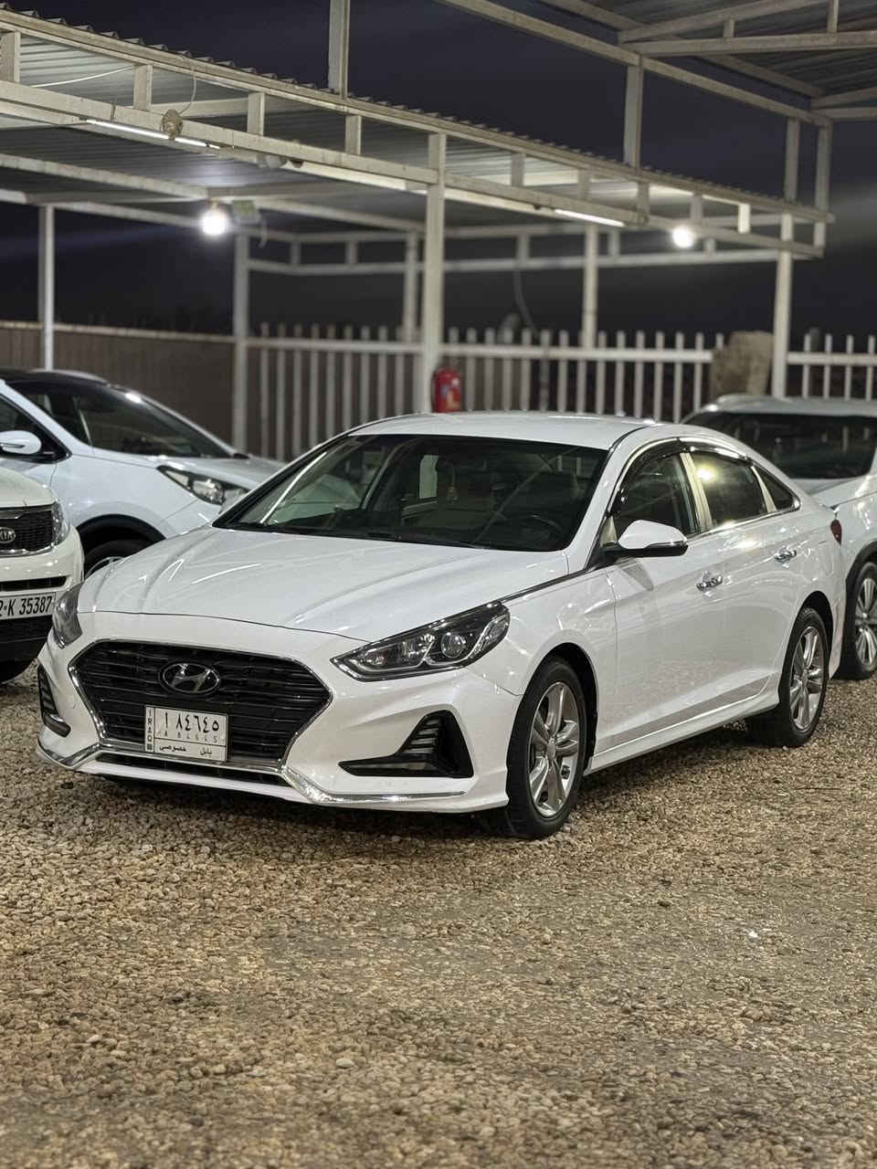 السلام عليكم 
سوناتا 2018 امريكي gti
مواصفات عاديه 
بصمه + تدفئه كشنات+ اشاير بلمرئ+ كامره دواره + كشن السايق كهربائي ومعروفه موصفات العادي 
ماشيه 118الف ميل قابل لزياده
ثلاث انظمه قياده
رقم بابل
حادث جاملغ امامي راجع نفسه فقط
السعر 140 وبيها مجال 
استفسار ***********
مكان السياره بابل
