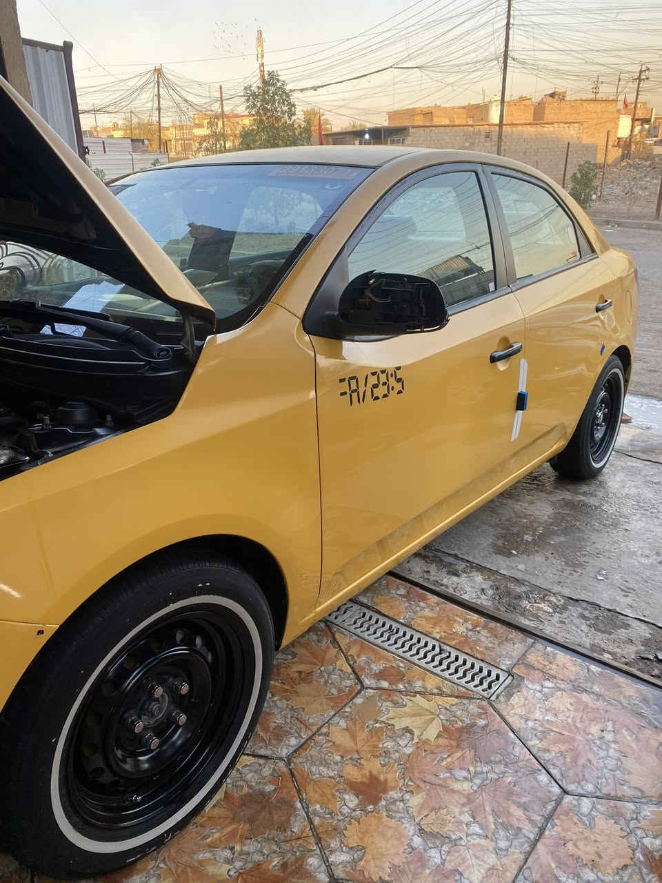 فورتي 2012
سلام عليكم فورتي 2012 بغداد أجرة 
وارد امريكي حادثها جاملغ الايمن 
سياره نضيفه وجاهزه خير من الله 
تخم تاير جديد
تبريد شغال 
كهربائيات كلها شغاله 
كير اوتماتيك 
سيارة بأسمي وتحويل مباشر
السعر 87 $
بغداد الزعفرانية 
***********
