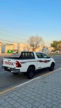 تويوتا هايلوكس • ٢٠٢٢ • رقم اربيل