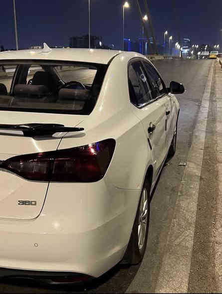 م جي 360   2019محرك 1800تنفس طبيعي لايتات زينون بك لايت    مثبت سرعة حساسات خلفية كامرة دوارة
سيارة وارد خليجي مال وكالة 
 قطعتين صبغ جاملغ بارد 
الاستفسار.***********
