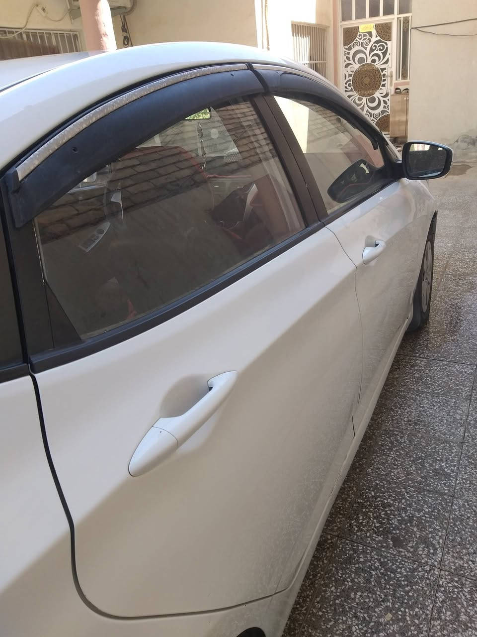 سلام عليكم اكسنت للبيع موديل 16 رقم نجف مكينه ١٤٠٠ بسمي بيها ٣ قطع تبديل بنيد وجاملغات الاماميه بدون دواخل السياره كلش نظيفه استعمل شخصي سعرها ٨٥ وبيها مجال ***********
