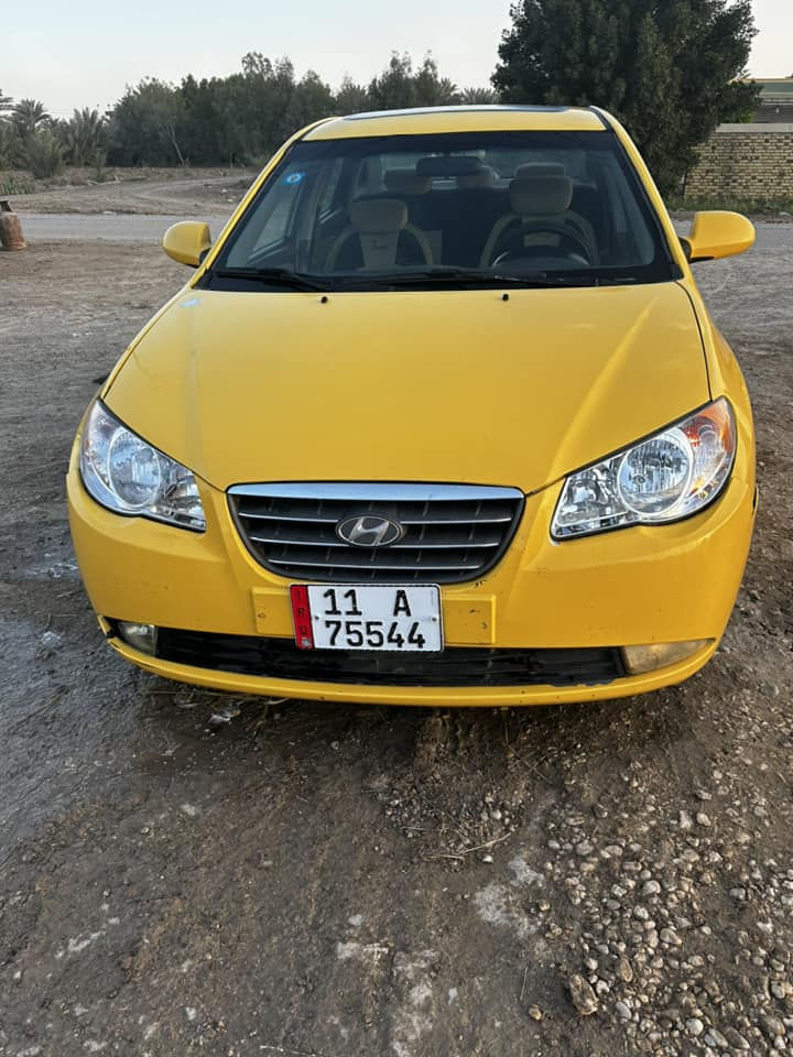 السلام عليكم 
النترا للبيع 2008 وارد امريكي   رقم بغداد نكليزي بسمي فول مواصفات فتحه  مري شفط  شاشه مكينه 2000  كير محرك حداديه تبريد  مكفولات تايرات  جديده  كلها ليبل واحد  بس جاملغ الامامي   
مكاني  بابل ناحيه  النيل السعر 78
***********
