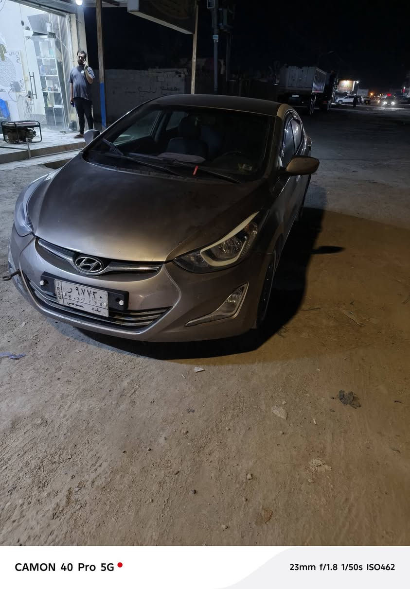 النترا 2014 امريكي مكينه 2000 دوش ضررها قبل صنودك ويم القفل معدل السياره مصبوغه حزام مكينه كير جدد تبريد فول تحكم ستير شاشه كامره باتري سلف منضومه بريك جديد مكانها كوت وراعيها يمي سعرها 98 وبيها مجال ***********
