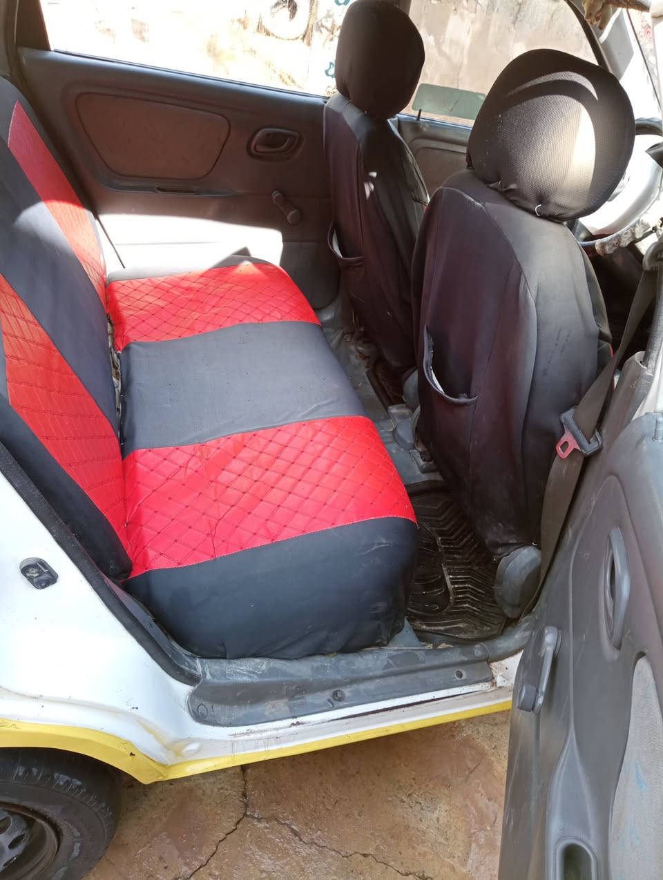 السلام عليكم سياره سوزوكي موديل 2008 شالعه كازكيت صاره 4 شهر واكفه نضافه كدام عين شرعي
بل موصل تحويل فقط هيئة عليه 750الف سعر من اخير 4ورقات ونص عنون ناحيه زمار ***********
