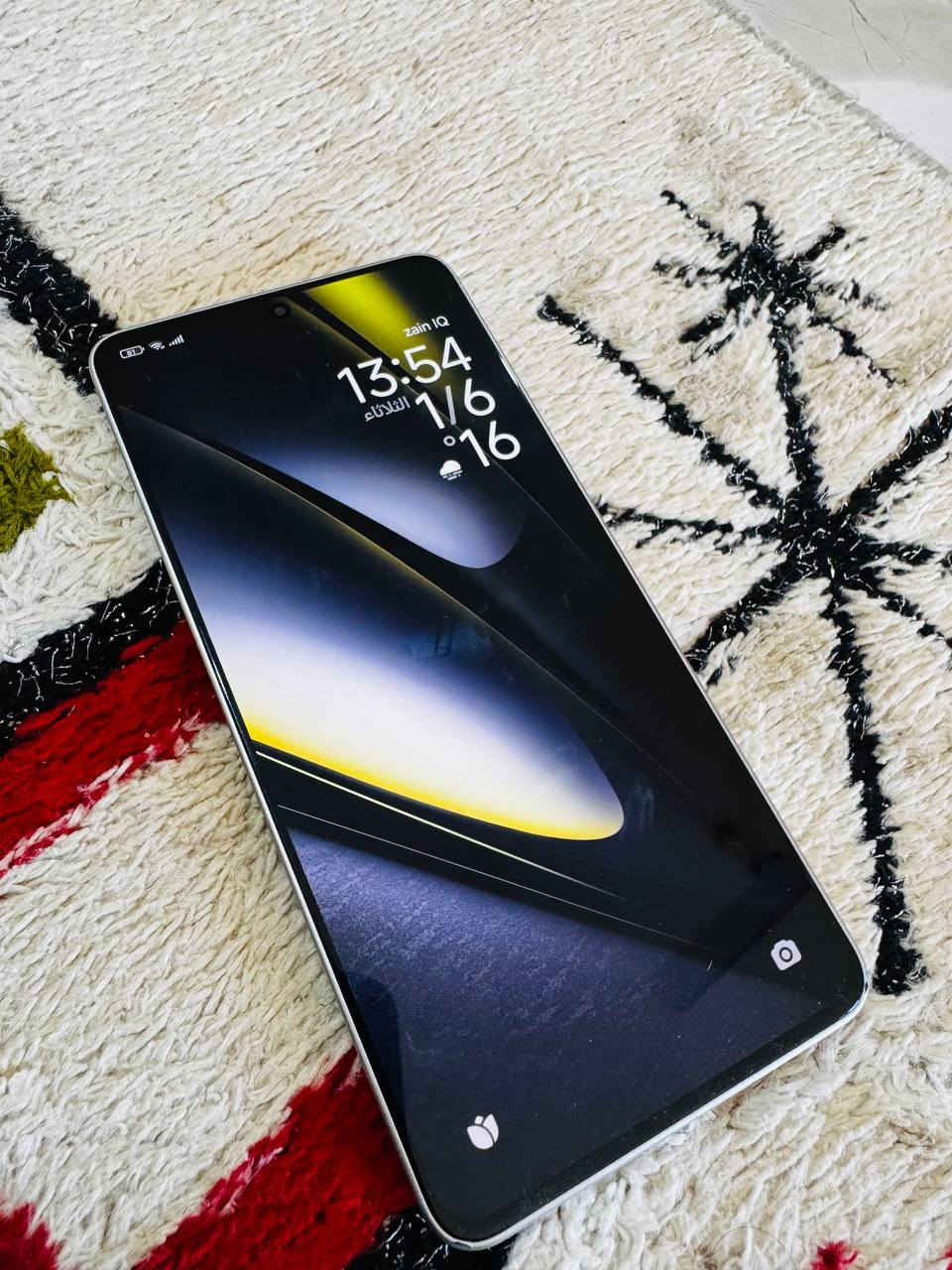 السلام عليكم
بوكو الجهاز الجبار بوكو f6
 ذاكره 512 مكفول كفاله من كلشي ما نقصه شي ملحقاته شاحنه. 
رقمي ***********
مراوس أو بيع
