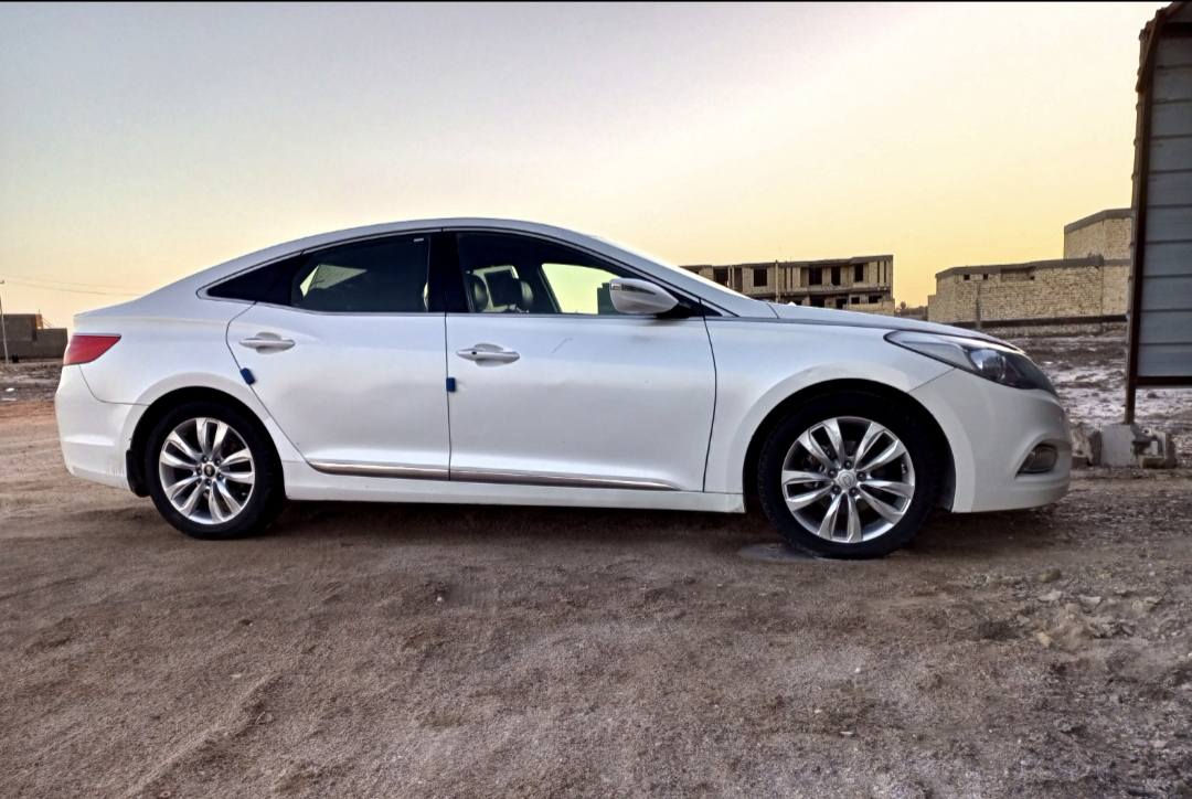 سلام عليكم ازيرا 13 وارد خليجي رقم بغداد فووول مكفوله محرك 3000 للمراوس فقط ب اوبتيما 2019/2020 خليجي فقط


**إذا كنت صاحب هذا الإعلان وتريد حذفه لأي سبب، رجاءا أرسل رسالة إلى الدعم الفني**