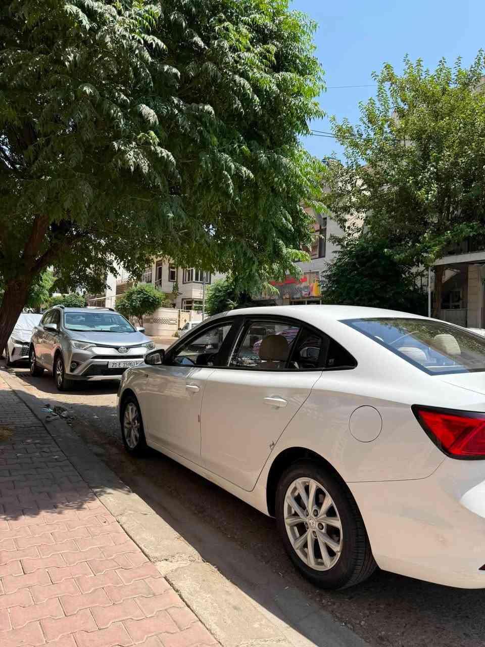 سيارة mg5 مديل 2024
السلام عليكم 
السيارة نضيفة وعملية ومال بيت وما متعوبة 
 
ماشية 57 الف 

بيها كم ملاحضة بسيطة 

السعر 96 وبيها مجال للشراي 

مواصفات السيارة معروفة 

للاستفسار اكثر 
***********
