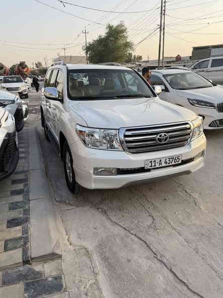 السلام عليكم 
لاندكروز 2011 ستينه 
السياره كفاله عامه من الصبغ والتبديل وبارد 
جاهزه كلشي ما عايزهحداديه وتخم تاير كله جديد 
اصل 2011 تكمه وسنويه والسياره على البلاد لا محدثه ولا ملعوب بيها 
سعرها 34000$ بيها مجال بسيط 
ترهم بيع او مراوس 
***********
