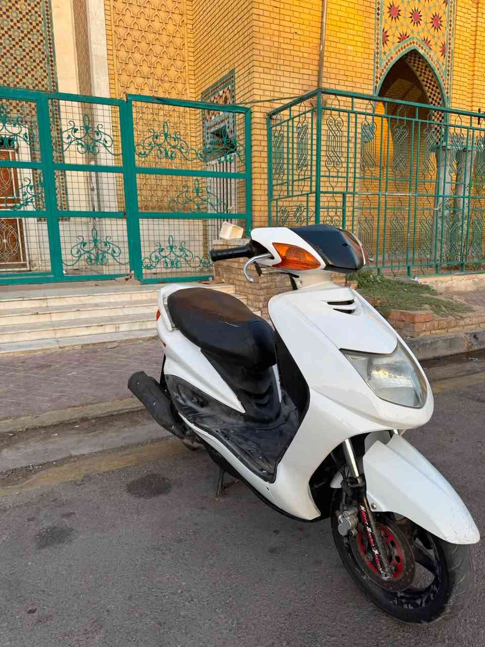 السلام عليكم
سكنس نثيه للبيع دراجه نضيفه جدا نكره بكل وقت كابريتر بلادي مكينه خرسه مابيها اي نقص دراجه كامله السعر 500 وبيها مجال مكاني الاعظميه 
*********** رصيد
*********** واتس اب
