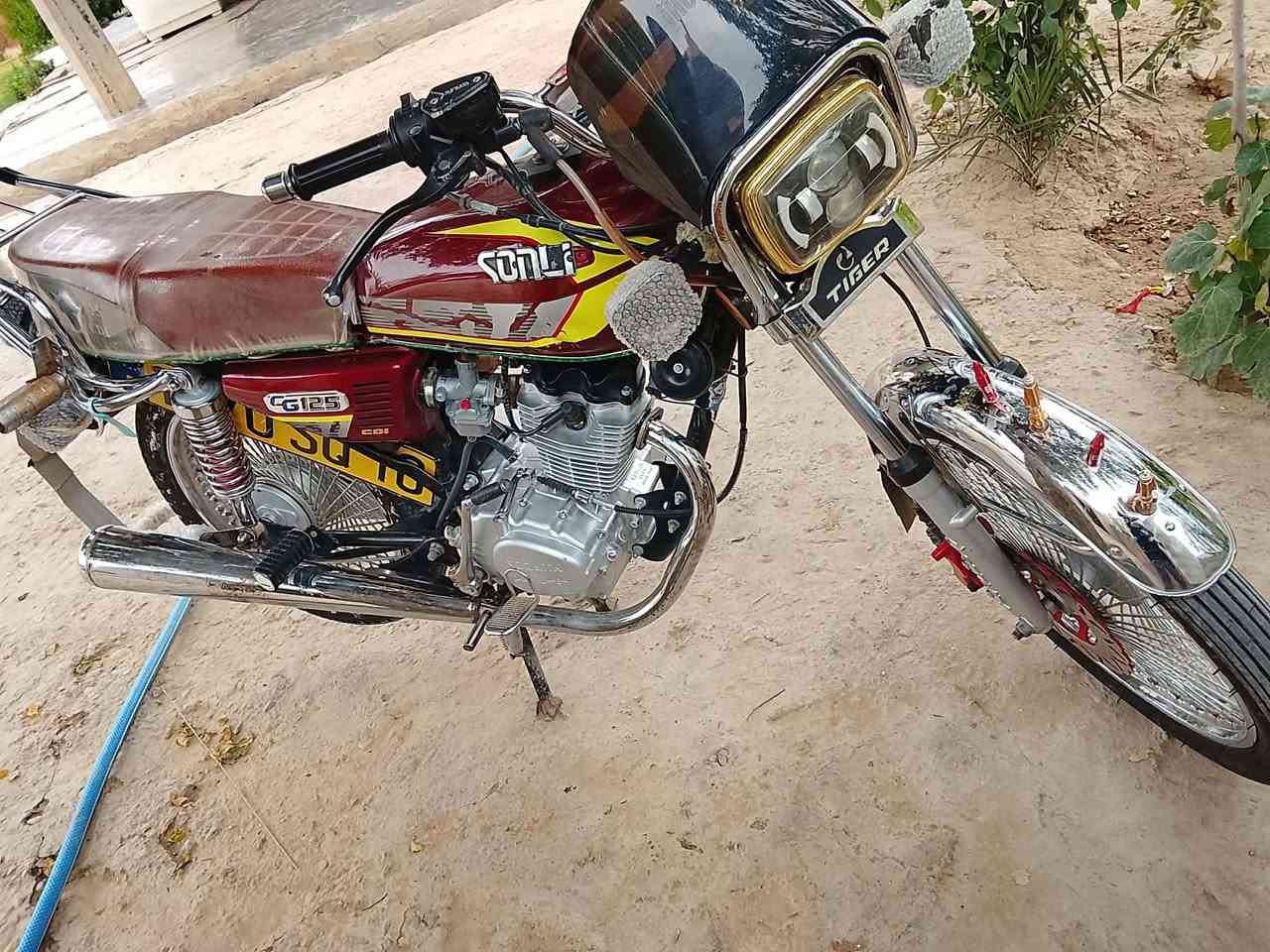 ماطور للبيع 24  محرك بلاد مامفتوح كهربائيات كل شغال 
الاتصال ‏‪*********** 
السعر  625 وبي مجال
