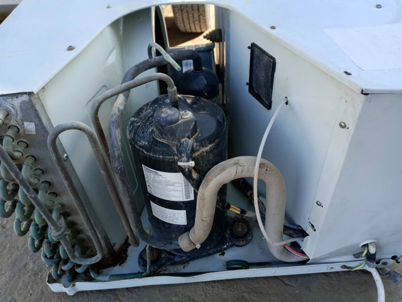 مكيف كرافت نظيف شغال تدفئه تبريد.. كمبريسر هو والقفص مالته ب١٩٠ وبي مجال بسيط .. بعقوبة مقابل كلية اليرموك الأهلية


**إذا كنت صاحب هذا الإعلان وتريد حذفه لأي سبب، رجاءا أرسل رسالة إلى الدعم الفني**