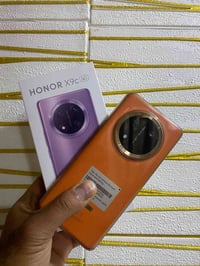 هونر اكس 9 سي  نضافه 100 بل 100 ذاكره 256 رام 8  سعر 290 بي مجال  مكان...