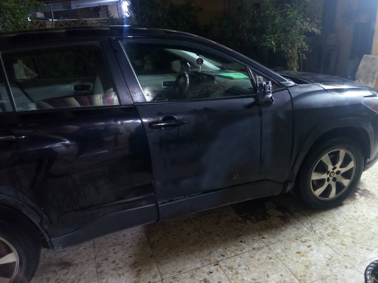 كورلا كروز موديل 2022 وارد امريكي بسمي تحويل ثاني يوم حادث باب و جاملغ اليمنى يرادلة تعمير 50٪ موصفات LE سعر 150$ بي مجال 
المكان بغداد الغزاليه لتواصل *********** بي وتساب
