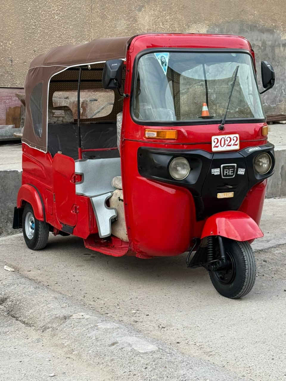 سلام عليكم تكتك موديل 22/10
تكتك نضيفه بيه مكان صباغ بيه بل صفحه على شبر صباغ
تكتك رقم وسنيه الوحات نكلزيزي 
نتصال ***********
