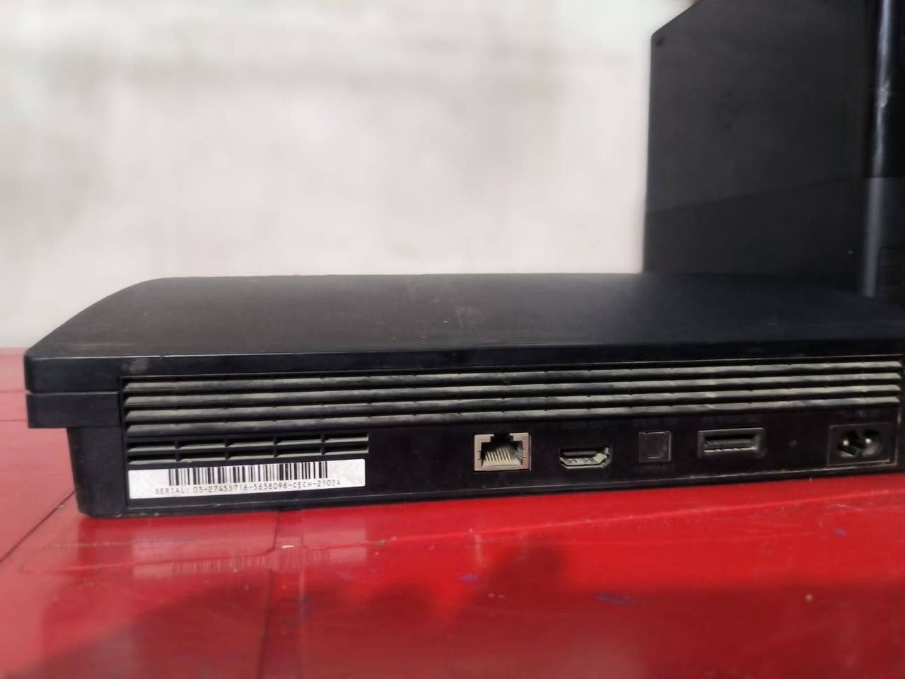 السلام عليكم 
عندي بلي ثري و XBOX 360  مهكرات اريد اروسهم ببلي 4 سلم او pro مهكر نظام ٩ او ١١ عادي
الجهازين ثنينهم بيهم 80 لعبة و الالعاب المشهورة و حصريات البلي
الثري يجي وياه هارد خارجي بيه اغلب الالعاب والاكس بوكس ما يجي وياه وموجود شاحنة للثري اصلية حتى تگدر تحطهة على اي شاحنة تلفون TYPE-C تشكل اليدة وتشحن
الجهازين يجي وياهن يدات بس عطلانات يعني ال٣ يجي وياه ٧ تقريباً بس كلهن بيهن عطل واحد و الXBOX يجي وياه ٢
نظيفات الاجهزة و ما مفتوحات ابد 
وكاملة الملحقات ال power supply مال ال XBOX و الكيبل مال ٣ موجود وحتى يجي وياه كيبل HD
الموقع بغداد العبيدي قرب البدليات ماكو توصيل


**إذا كنت صاحب هذا الإعلان وتريد حذفه لأي سبب، رجاءا أرسل رسالة إلى الدعم الفني**