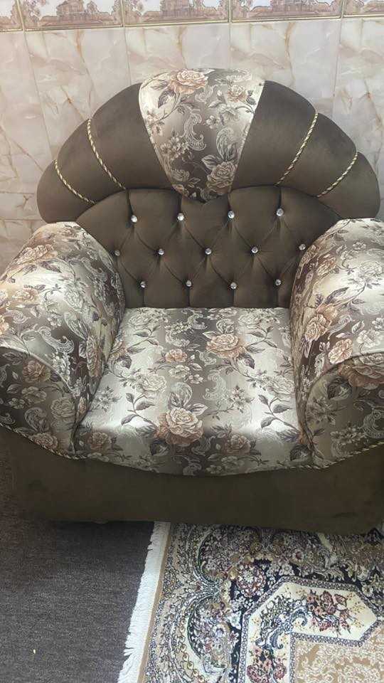 السلام عليكم اخواني هذا تخم 10 قنفات 4 صغار ام نفر وثنين كبار 3 نفر تزكام درجه اوله بعدد احله من صور  سعر مناسب. مكاني كربلاء سيف سعد.  ***********. وتساب
