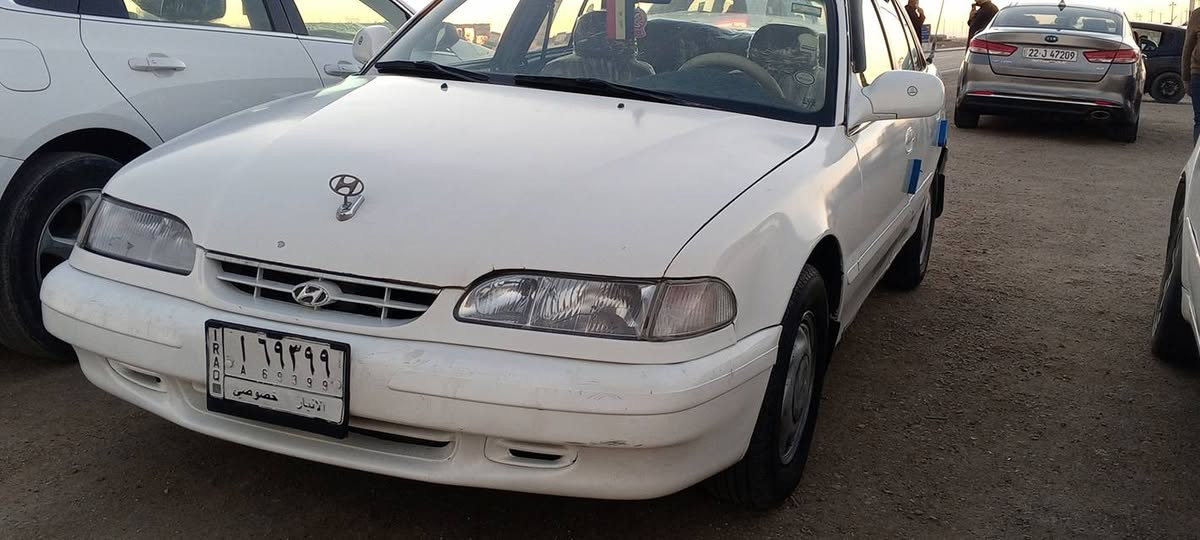 سوناتا للبيع كير عادي فول تبريد تدفئة محرك 2000 مفتوح نشاط وشلعه فول كهربائيات سنتر لوك كله جاهزه  مكانه الرمادي السعر ٤٥ بيه مجال ***********
