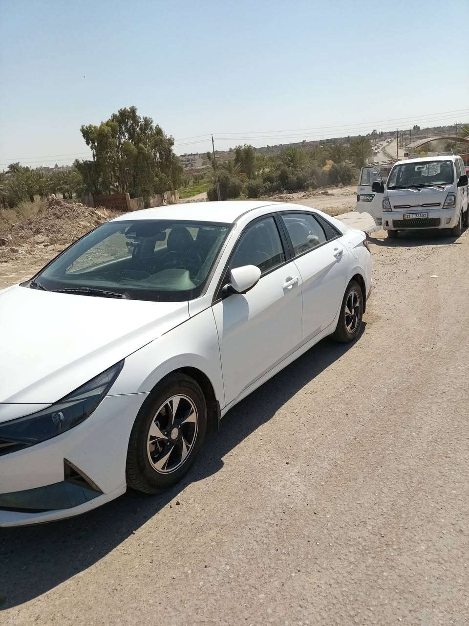سلام عليكم افانتي موديل 21 بيهه طخه بهلال الخلفي فقط جنطه كبس بجم كبس تشغيل عن بعد رادار اماي خلفي  138 مكاني قرب مرور التاجيات ***********.
