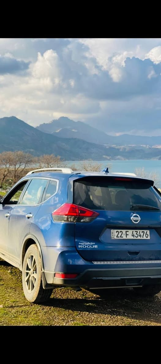 السلام عليكم نيسان روج موديل 17 رقم اربيل الدولي بسمي سيارة نظيفة حيل ماشيه 79 حادثة  كلش بصيط جاملغ السايق صبغ والبنيد صبغ بدون دواخل محرك 2500 اقتصادية بشكل السعر 143 ورقة مكان بغداد الزعفرانيه ***********
