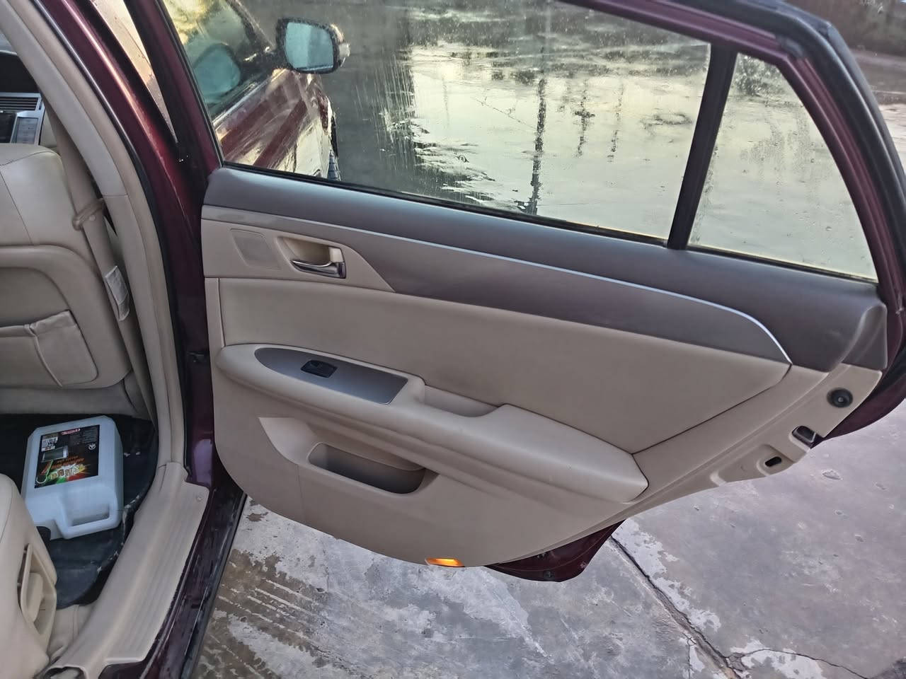 افلون للبيع موديل 2006 رقم بغداد اتصل ***********
