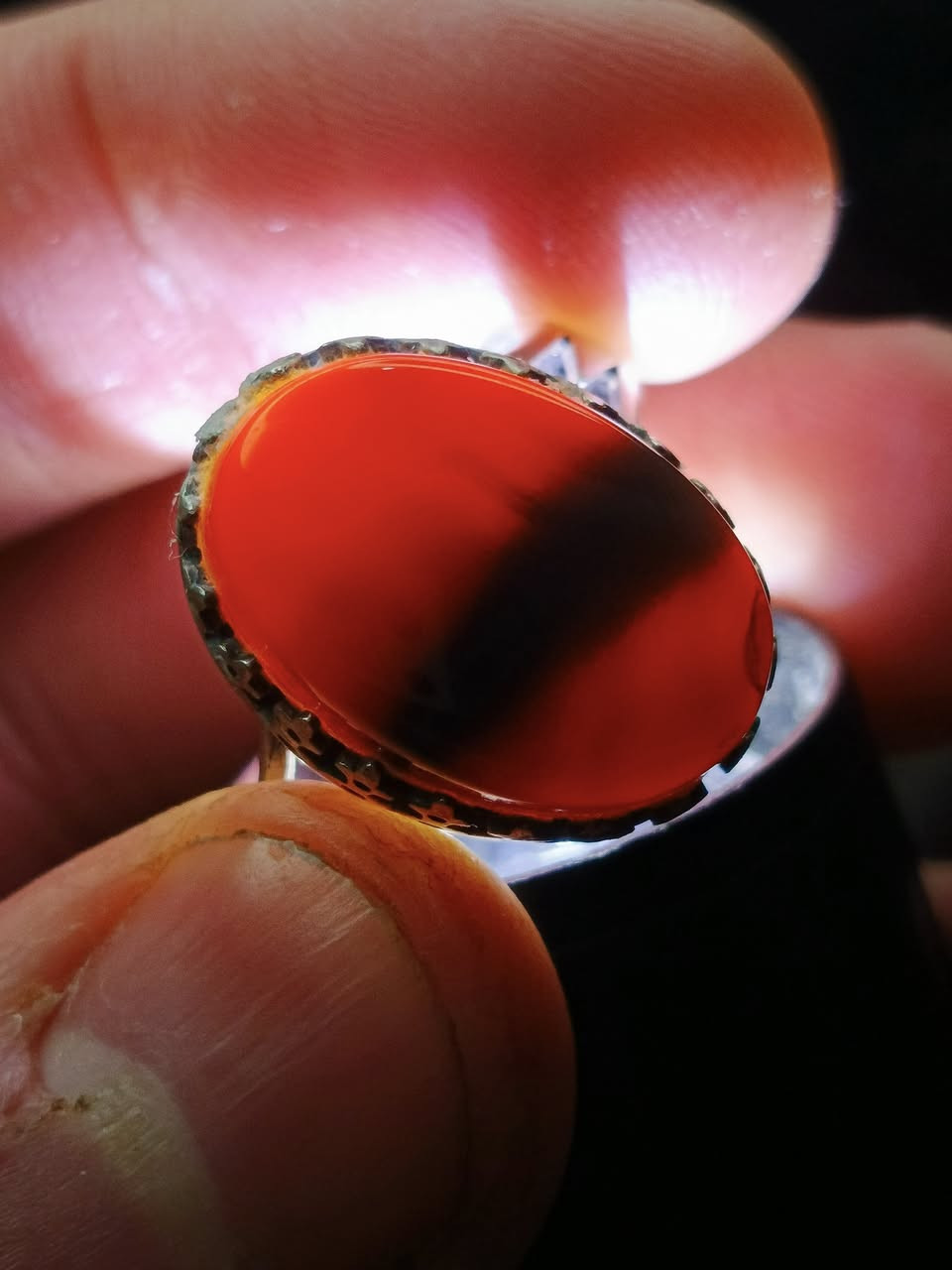 خاتم عقيق كرزي يماني اصلي ذمة صياغة مرتبة فضة ٩٢٥ سعر جدا مناسب❤
حجز وتفاصيل أكثر خاص او واتساب ***********🌹
وموجود عندي كل انواع الاحجار والمحابس الفضة والنحاس.
