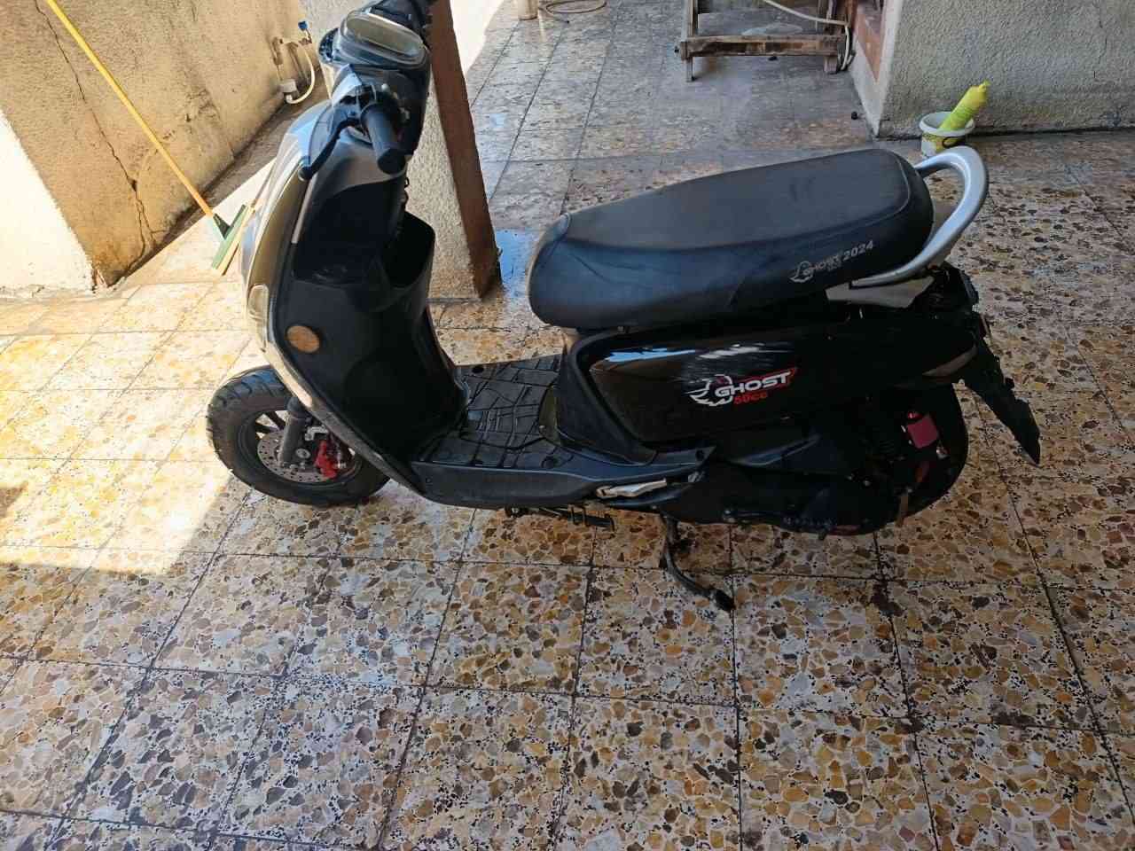 سلام عليكم درجه للبيع مثال ما مضح بله صوره درجه بوليسي صيني المكينه فوال خرسه  يردله بكليت خلفي  وجملغ أمامي  درجه نضيفه  سعره 250وبيه مجال قليل مكاني كربلاء حي رمضان ***********
