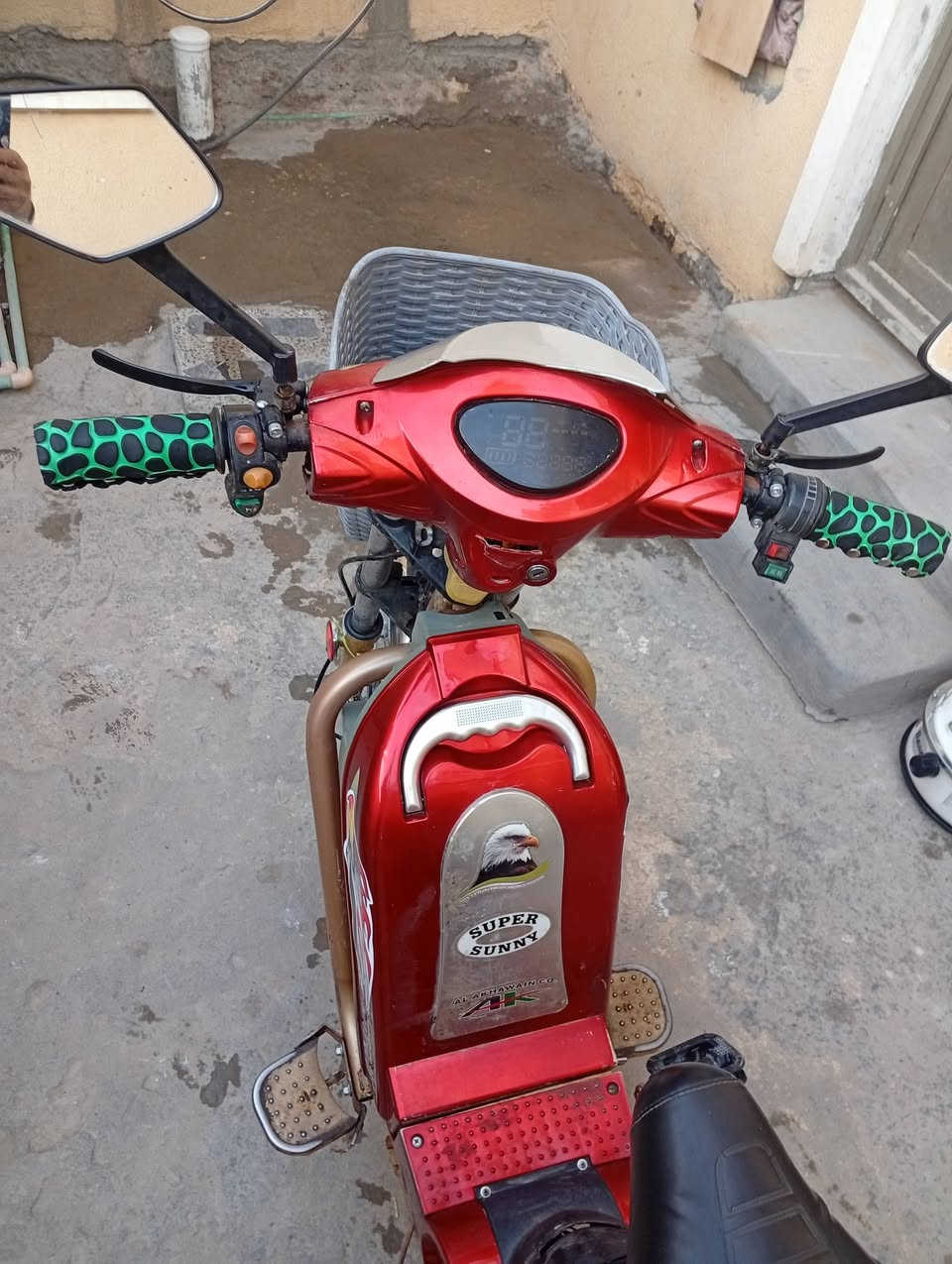 سلام عليكم مو طور شحن البيع موديل 2024 مكفول عل فحص كامل السعر 325// الاتصال *********** بي واتساب
