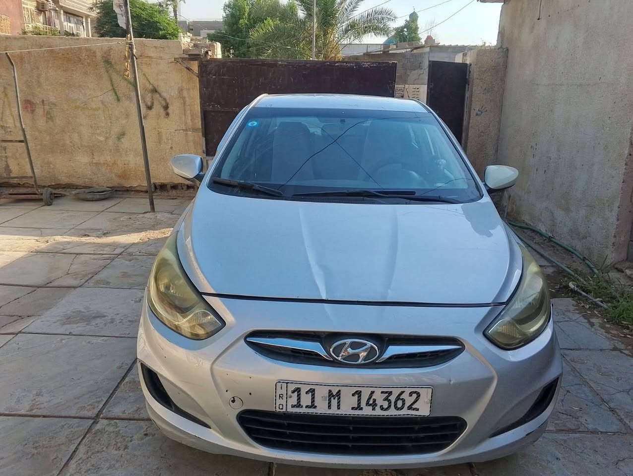 خليجي 
2014 
ماشية 107
بيها مشط ستيرن والطخات
ضربه بالهلال مال جاملغ
محرك 1600 GDI
سعر 80 $
مكلف بالنشر الاتصال مع صاحب السيارة 
***********
