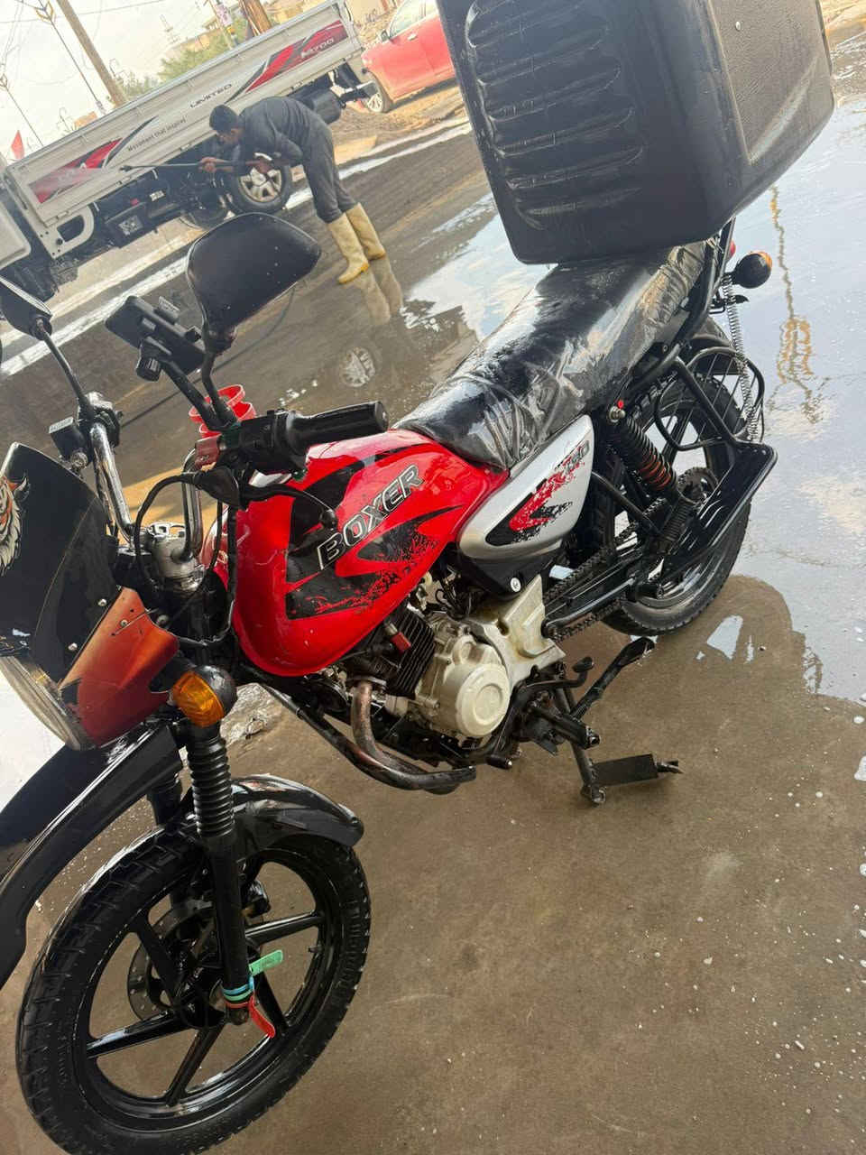 السلام عليكم دراجه بوكسر مديل 22دراجه خير من الله اوراق اصولي #نقص فقط ورقه مال مكاتبه المصطفى الدراجه #مجفته مكاني بغداد الحسينيه السعر مليون و100بيها مجال
#رقم}***********
