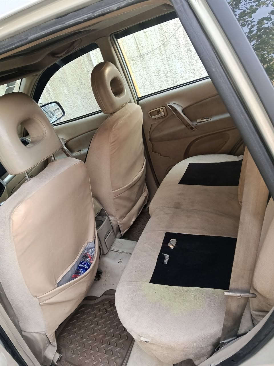 السلام عليكم تيكو موديل 11 بيع او مراوس مكان بغداد تجي تفحص بيدك لتكلي شبيها مابيها بيها ضربه خفيفه من الخلف موضحا بل صور تبريد ثلج. كير ميكانيك حلو السياره بيها ملاحظات بصيطه ***********
