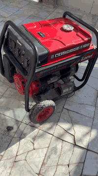 .مولدة ياباني استعمال قليل نضيفة عالشرط
١٨ الى ٢٠امبير شغل حتى سبلت لو ثلاجة ومجمدة مع الاجهزة عندي تشغل بالبيت مع البيت 
للنواصل***********
