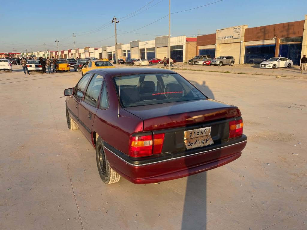 اوبل فكتر مديل 1992 سياره بدون ضربه صبخ عال للجمالي محرك كير شرط 18 كربائي باتر تيارات صدر كوله شرط سياره بسمي سعر 39 مكان كركوك رقم موبايل ***********, {***********} كركوك, العراق
