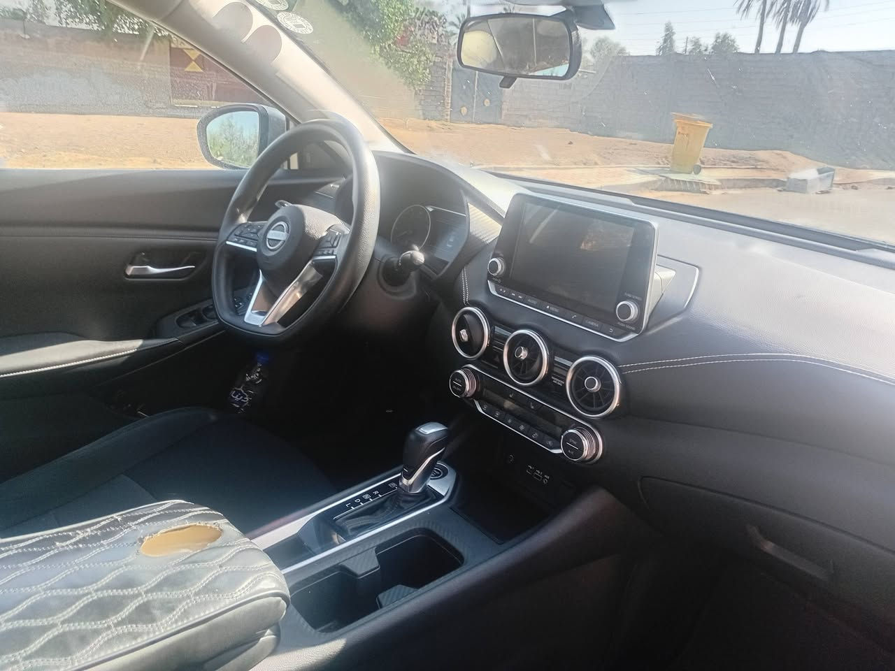 السلام عليكم سنترا موديل ٢٠٢٤ رقم أربيل حادثة بنيد ابدل ومصبوغ سعر ١٣٥ ت ***********
