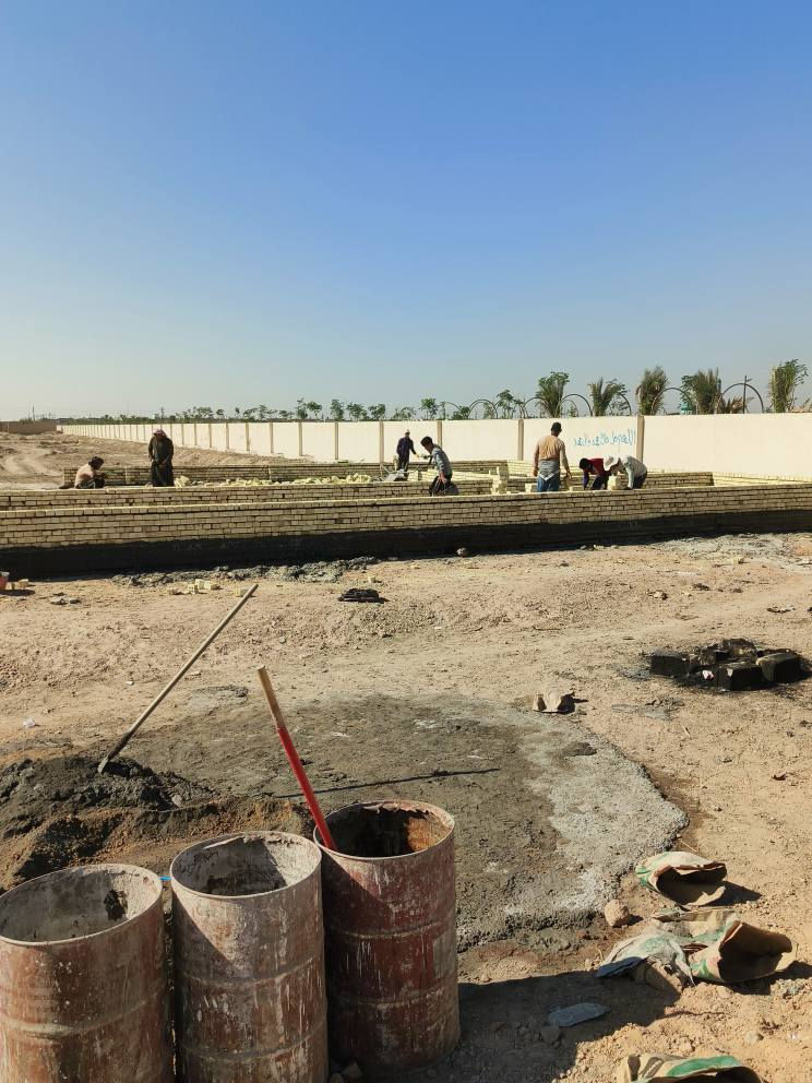 سلام عليكم خلفات بناء درجه اولى نشر قلب  شرط استلام مهندس متفرغ حاليا  شغل مستمر مو يوم ويوم )(*********** /***********
