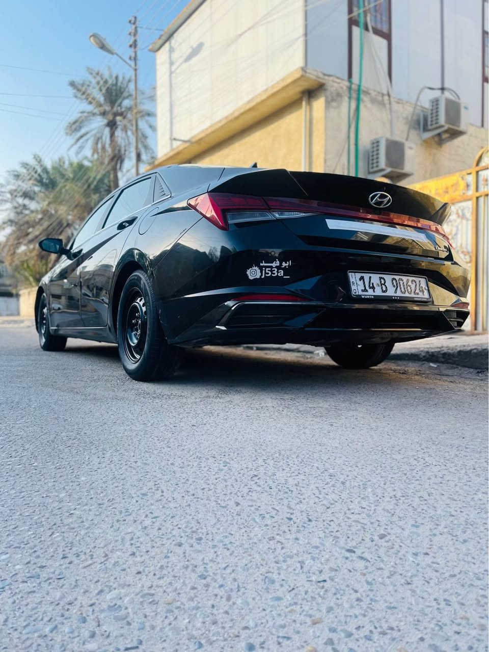 سلام عليكم
الانتره مديل 2023 وارد امريكي
سياره حره بسمي تحويل ثاني يوم
 مكينه 2000 دوش
 حادث جاملغ +بنيد + باب فقط
سياره فول مواصفات (لمدد) للاخير
فتحه ورادارات وكشنات جلد +تدفئه + شحن لاسلكي 
سماعات بوس  وبيها بعد كلش هواي مواصفات
 سعرها 145 وبيها مجال قليل كلش 
عنواني بصره
*********** البصرة, العراق
