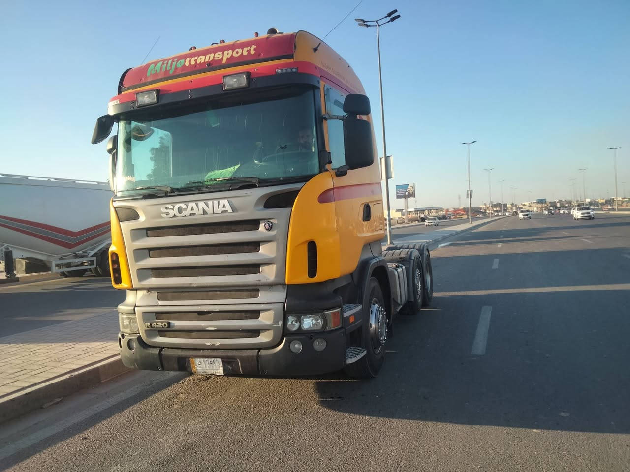 إسلام عليكم سكانيه سنكل للبيع موديل 2006 رقم بصره تحويل ثاني يوم محرك انجكسن كير عادي تخم تاير مربوطه قلاب تبريد تدفئه كله شقال سعر 225 العنوان البصره قضاء الدير الاستفسار ***********
