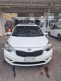 سيراتو ٢٠١٤ خليجي  تبريد قطعتين   سلايد   ماشيه ١٤٥٠٠٠ للإستفسار الاتص...