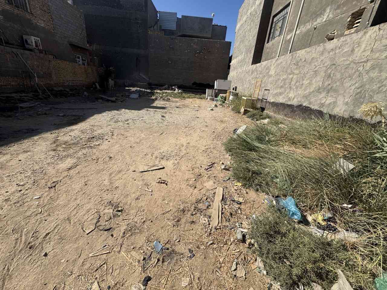 السلام عليكم قطعة ارض للبيع المساحة 220 طابو صرف منطقه ام الهوى الجديده شارع العماره السوده صالون ليل مجاور اسواق الجوهرة السعر 110 وبيها مجال بسيط
الشراي يتصل على هذا الرقم 
***********
