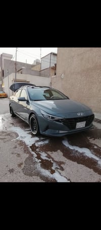 النترا موديل2021لون سمنتي وارد امريكي مبدل بنيد ليبل واحد السياره مكين...