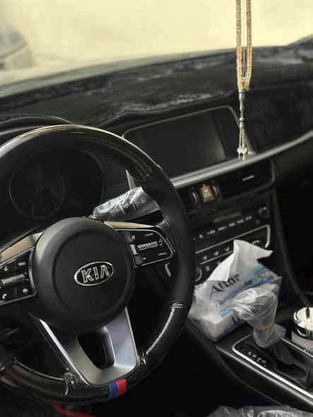 سلام عليكم للبيع او مراوس بأقل من سعره 
اوبتما مديل ٢٠٢٠ وارد امريكي حادثه تخريب وصور الحادث موجوده بالمنشور 
مواصفات :
مكينه gti. كفاله برغي ما مفتوح بيه على وضع الشركه 
كير AT المرغوب كفاله 
حساسات 
كامره دواره 
نقطه عمياء 
رادار 
تحديد مسار 
كروس سرعه 
تحكم جهتين 
شاشه كبيره كار بلي 
ثلاث مودات قياده (ايكو / سبورت / عادي )
منضومه زنون عالي وبعد بيه هواي سوالف ما ذكرته 
عليه ادامه كامله من بلكات ونوزلات وغرفه احتراق وفيت بام يم اويل لاين 
وتخم تاير جديد ويل كب 
السياره خير من الله برغي نقص ما بيه 
رقم بغداد  مشروع وطني السياره بسمي 
السعر :140 $ وبيه مجال و ما اقصر وياك
العنوان : بغداد الغزاليه 
رقم :  ***********
