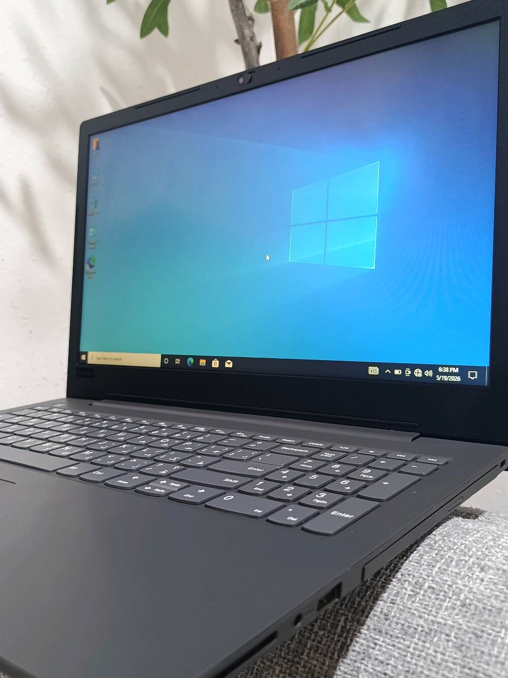 لابتوب Lenovo الجيل 8 📢
وبسعر 145 الف فقط 🔥
المواصفات :
💻 المعالج: Intel Core i3 الجيل الثامن
⚡ الرام: 4GB
💾 التخزين: 1TB HDD
🖥️ الشاشة: 15.6 إنج
🔌 شاحن أصلي موجود
✨ نظافة الجهاز 95%
🔋 البطارية جيدة والأداء ممتاز
🖱️ خفيف الوزن سلس بالاستعمال
✅ مناسب للدراسة الدوام الأوفيس التصفح والاستخدام اليومي

الجهاز استخدام قليل مرتب ونظيف وخال من المشاكل

📍السعر 145 الف 
📩 للاستفسار  والطلب واتساب : ***********