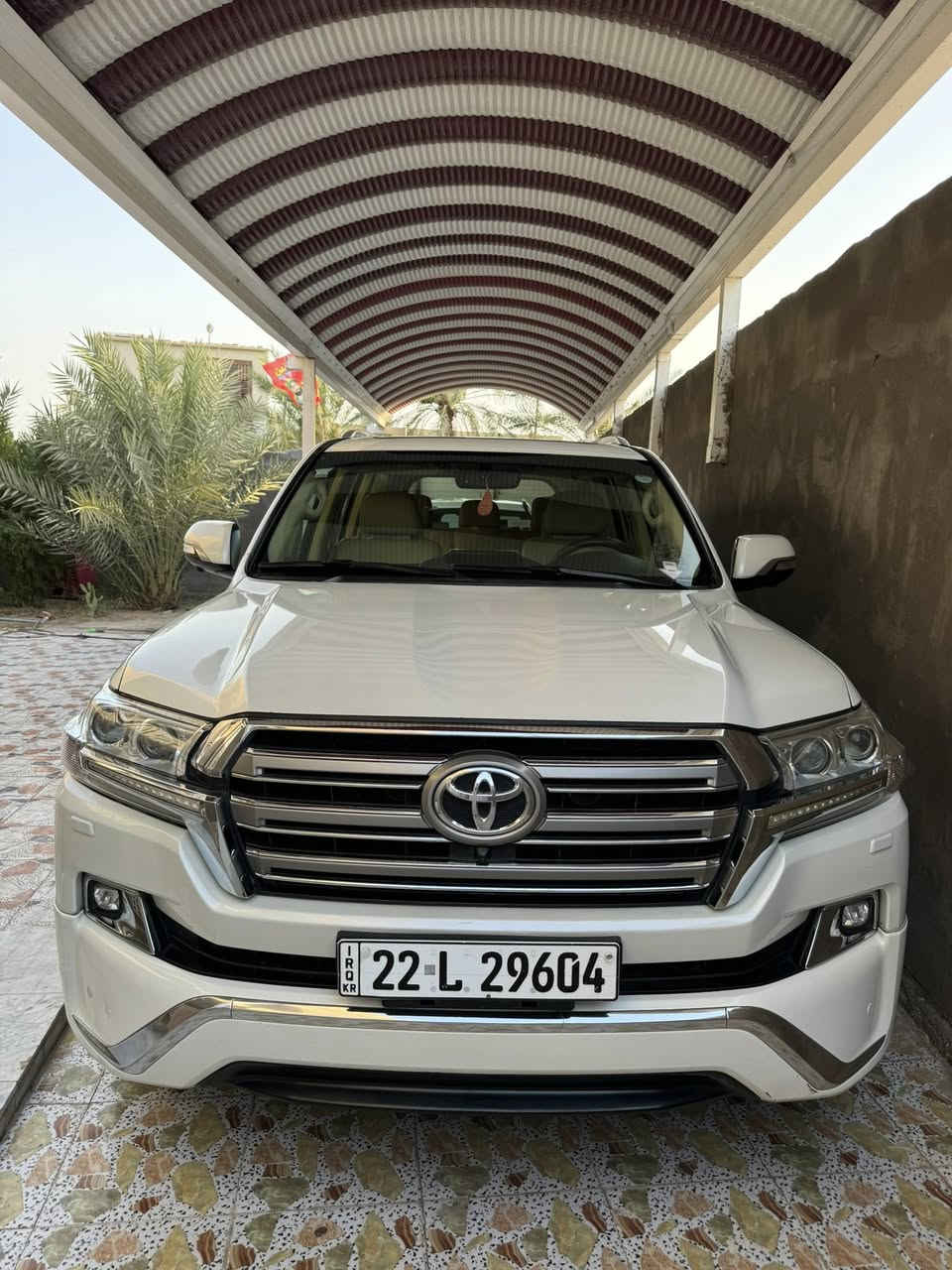 لاندكروز مديل 2016 رقم اربيل الجديد كفالة عامة فقط شبر بالبنيد صبغ محرك 8  ماشية 170 السيآرة جديدة جدا العنوان بصرة قضاء المدينة رقم الهاتف *********** السعر 480
