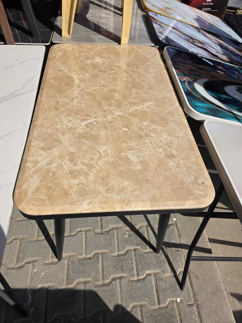 سلام عليكم 
معرض عمار الشماطي للاجهزه الكهربائيه والأثاث المنزالي 
عرض خاص وفتره مفتوحه والكميات خير من الله 
اسعار مناسبه جدا وبسعر جمله
ميز طعام نوعيه ممتازه اشكال وأحجام مختلفه
كرسي عظم اصلي ضمان ٦اشهر 
للاستفسار اكثر مراسله صفحه 💌 واتساب*********** 
موقع المحل
مدخل سوك مقابيل كراج بغداد معرض عمار الشماطي للاجهزه الكهربائيه والأثاث المنزالي
