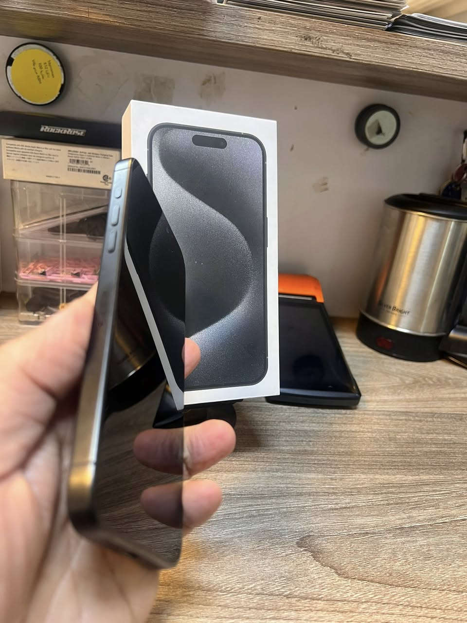 ايفون ١٥ برو ماكس كلش نظيف ذاكرة ٢٥٦ بطارية ٩٦٪؜ دبل سيم كارت السعر من الاخير قفل مليون و٥٠ المكان بغداد الشعب


**إذا كنت صاحب هذا الإعلان وتريد حذفه لأي سبب، رجاءا أرسل رسالة إلى الدعم الفني**